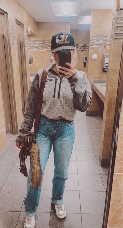 Western Outfit With Nike Blazers, Winter Punchy Outfits, Warm Western Outfits, Punchy Winter Outfits, Punchy Aesthetic, Western Winter Outfits, Punchy Outfits, Cute Western Outfits, Western Girl Outfits