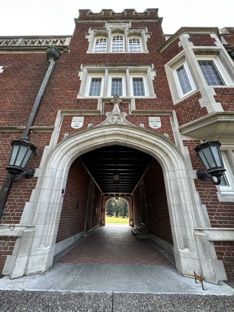 Reed college Portland Oregon old dorm block ODB aesthetic dark aesthetic Reed College Portland Oregon, Oregon College, Reed College, Aesthetic Dark, Community College, Portland Oregon, Dark Aesthetic, Portland, Oregon