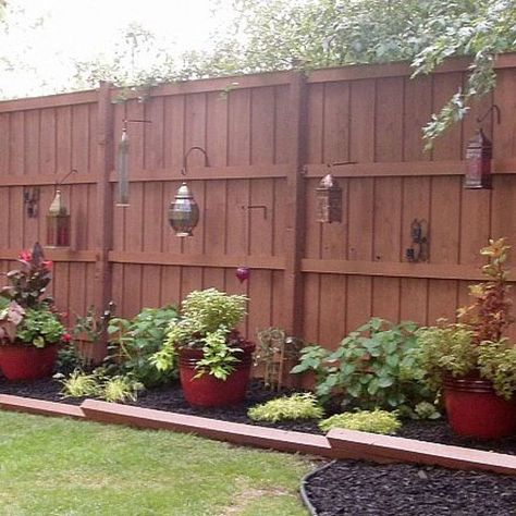 Privacy Fence Landscaping, Privacy Fence Designs, Sloped Backyard, Backyard Privacy, Small Backyard Gardens, Fence Landscaping, Fence Decor, Decks Backyard, Backyard Fences