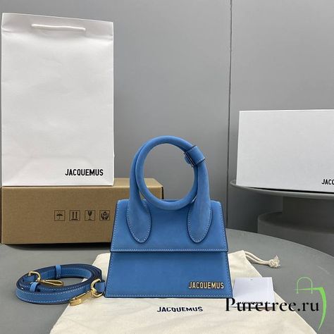 The bag you receive will look exactly like the one on the professional photos on our website. Whatsapp: +84769424419 or email puretree.ru@gmail.com #puretree #puretreeru #shoppingonline #onlineshop #bags #handbag #shoulderbag #totebag #shoes #jewelry #accessories #wallet #bag #luxurybrand #fashion #style #shirt #hat #earing #bracelet #necklace #trend #dior #louisvuitton #gucci #ysl #celine #outfit #bestseller #quality #highquality Jacquemus Le Chiquito, Jacquemus Bag, Luxury Bags Collection, Blue Handbags, Fancy Bags, Cute Purses, Black Leather Handbags, Bag Light, Givency Antigona Bag