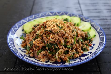 Larb (Laap/Laab) Minced Meat Salad Recipe and Video Pork Salad Recipes, Pork Larb, Spicy Miso Ramen Recipe, Doenjang Recipe, Riblets Recipe, Eggplant Rollatini Recipe, Thai Beef Salad, Bulgogi Recipe, Seonkyoung Longest