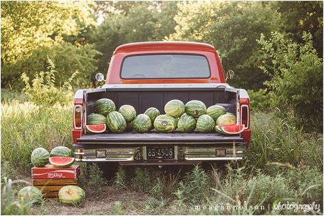 Watermelon Mini Session, Watermelon Shoot, Watermelon Truck, Watermelon Photo, Watermelon Pictures, Truck Photo, Truck Photos, Watermelon Summer, Mini Session Ideas