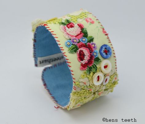 Fabric Cuff Bracelets Diy, Cuff Bracelets Diy, Fabric Cuff Bracelet, Teeth Art, Fiber Art Jewelry, Vintage Jewelry Art, Fiber Jewelry, Textile Fiber Art, Cuff Jewelry