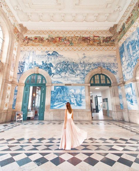 20 Best Instagram Spots in Porto - Including Hidden Gems! Day Trips From Porto, Things To Do In Porto, Porto Travel, Sao Bento, Portugal Vacation, Instagram Locations, Best Instagram Photos, Miramar Beach, Best Sunset