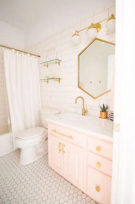 Girls Bathroom Design, Bathroom Cabinet Colors, Pastel Bathroom, Gold Bad, Girl Bathrooms, Bad Inspiration, Design Blogs, Rustic Bathrooms, Gold Bathroom