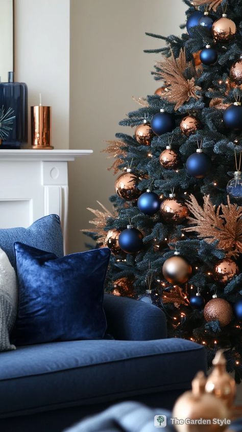 Blue Red And Gold Christmas Decor, Red Blue And Gold Christmas Tree, Navy Blue And Rose Gold Christmas Tree, Blue And Gold Christmas Decorations, Christmas Tree Decor Ideas Blue, Red Blue Christmas Tree, Blue Orange Christmas, Christmas Tree Ideas Classy, Dark Blue Christmas Tree