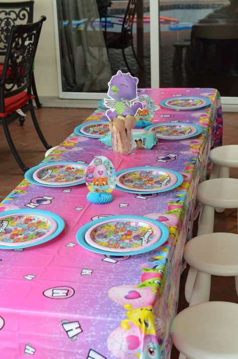 Hatchimal Birthday Party, Hatchimals Birthday Party Ideas, Outdoor Party Ideas, Birthday Surprise For Husband, Elsa Birthday, Girl Bday Party, Bday Party Theme, Party Favors For Kids Birthday, 10th Birthday Parties