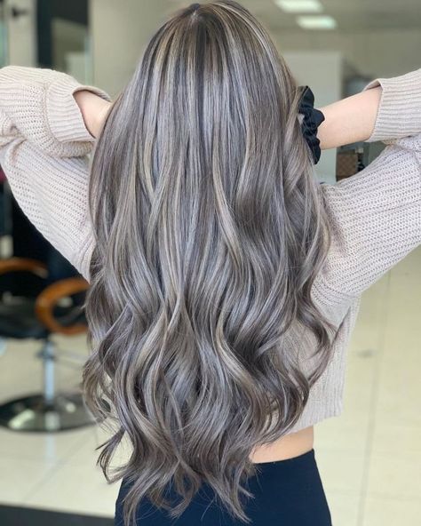 Mushroom Silver Hair, Different Ways To Color Hair, Growing Out Gray Hair Blending Blonde, Dark Blonde Grey Hair, Ash Gray Highlights, Hair With Chunky Highlights, Grey Hair Transformation, Dark Blonde Hair Color, Chunky Highlights