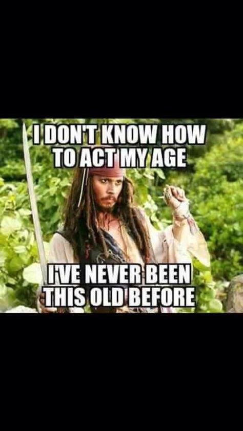 Jack Sparrow Memes, John Depp, Jw Humor, Maxon Schreave, Friend Birthday Quotes, Birthday Quotes Funny, City Of Bones, Totally Me, Captain Jack