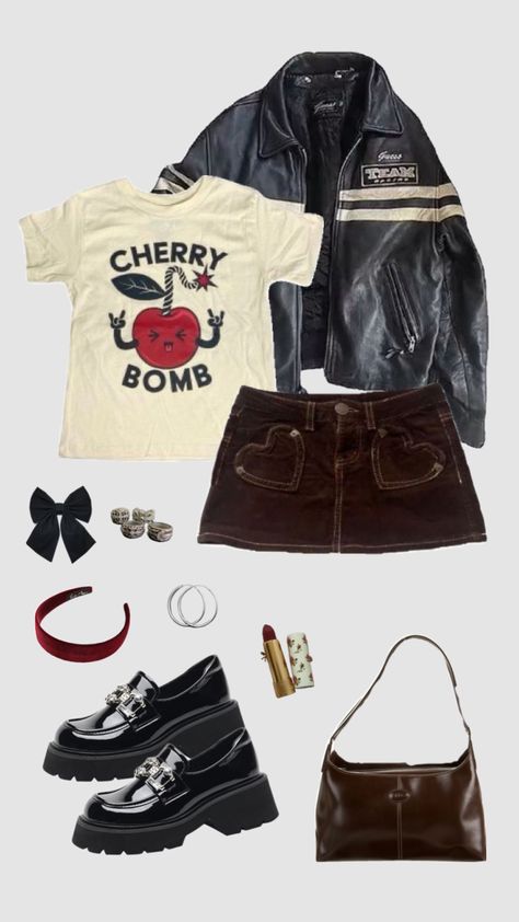 Y2k Grunge Fall Outfits, Soft Grunge Fashion Aesthetic, Rex Orange County Concert Outfit Ideas, Birthday Outfit Grunge, Boygenius Outfit Ideas, Rockstar Girlfriend Aesthetic Clothes, Alternative Church Outfits, Dayglow Concert Outfit, Band Tee Aesthetic Outfit