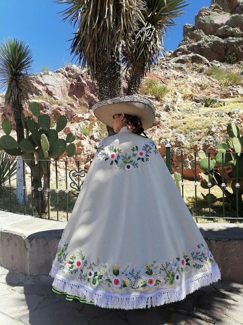 Mariachi Dress, Traditional Mexican Clothing, Mexican Dresses Traditional, Escaramuza Dresses, Mariachi Outfit, Charro Dress, Jalisco Dress, Vestido Charro, Gala Outfits