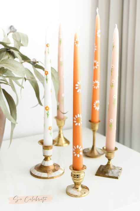 Diy Taper Candles, Resin Art Canvas, Candle Painting, Fairy Candles, Painting Night, Hand Painted Candles, Candles Photography, Painted Candles, Candle Art