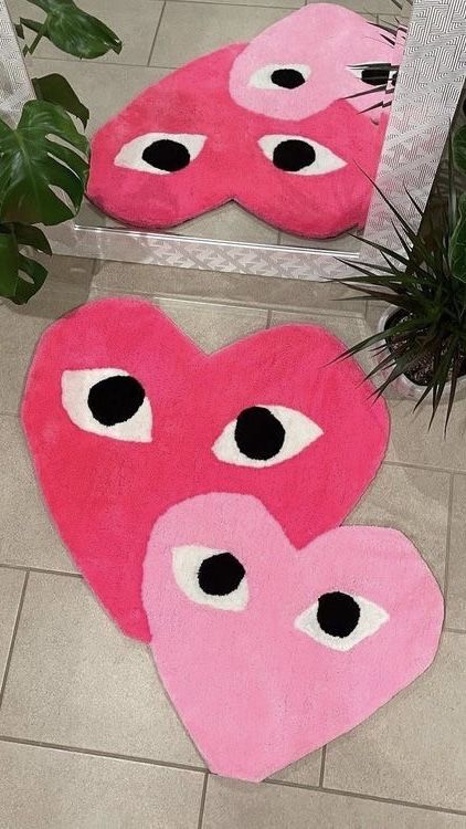 two carpets that are shaped as hearts with eyes that mimic human features. The bigger heart is dark pink and the smaller heart is light pink. Pink Hypebeast, Girl Apartment Decor, Hypebeast Room, Best Aesthetic, Graphic Rug, Funky Rugs, Luxury Room Bedroom, Dream Apartment Decor, Future Apartment Decor