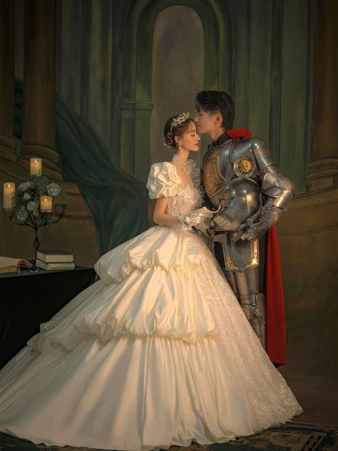 Knight And Princess, Era Victoria, Couple Poses Reference, Royal Aesthetic, Knight In Shining Armor, Photoshoot Themes, Princess Aesthetic, Human Poses, Pose Reference Photo