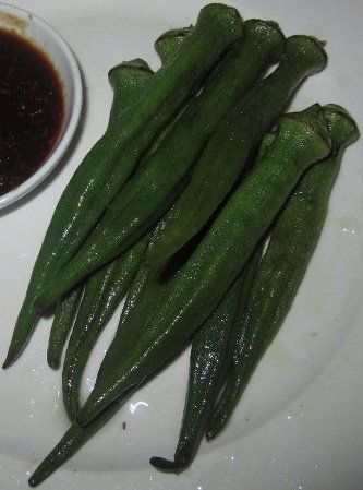 Steamed Okra with bagoong. Steamed Okra, Filipino Food, Filipino Recipes, Okra, Vegetable Recipes, Asparagus, Green Beans, Green, Quick Saves