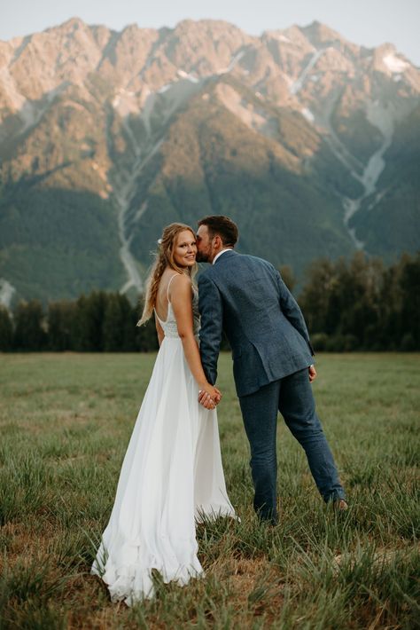 Are you dreaming of an adventure elopement? There are so many reasons I love to photograph elopement weddings, but the biggest is that they are all about doing what YOU want to do! These two had a Pemberton elopement ceremony with Blackcomb Helicopters on Ipsoot Glacier, went paddling boarding on Lake Ivey, and had a charcuterie board reception spread that was delish! It was as relaxed as they were, and a perfect place to elope in British Columbia! To see more elopement inspiration, tap the pin! Best Destination Wedding Locations, Elopement Weddings, Elopement Wedding Photography, A Charcuterie Board, Utah Bride, Bride And Groom Photo, Epic Photos, Bride And Groom Pictures, Destination Wedding Locations