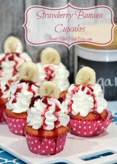 Lime Frosting, Strawberry Cupcake Recipes, Strawberry And Banana, Recipes Strawberry, Banana Cupcakes, Valentine Day Cupcakes, Gourmet Cupcakes, Valentines Cupcakes, Cupcakes Cake