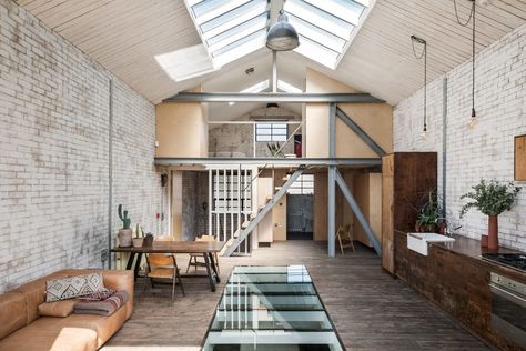 warehouse homes interior Wearhouse Home, Loft Conversion Design, London Real Estate, Interior Design Examples, Warehouse Loft, Converted Warehouse, Beautiful Modern Homes, Warehouse Conversion, Warehouse Home