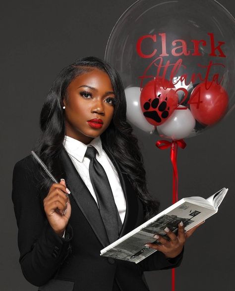 Clark Atlanta University Photoshoot, Back To School Poses, Decision Pictures, Cool Graduation Pictures, Hbcu Graduation Pictures, College Photoshoot, College Decision, Graduation Outfit College, Grad Picture Ideas