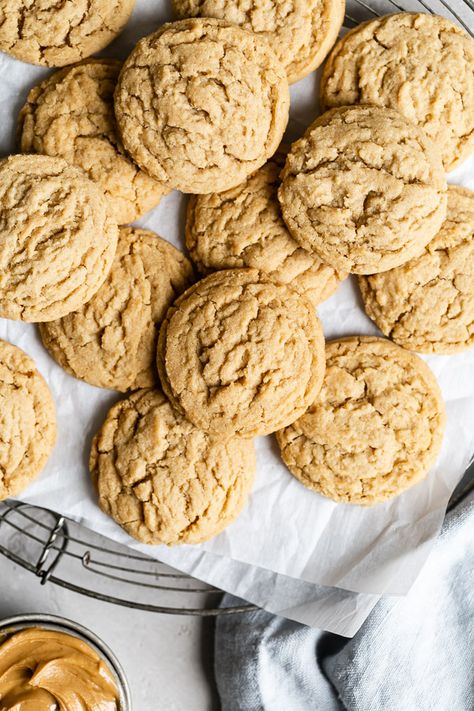 Butter Pretzels, Caramel Chocolate Chip Cookies, Peanut Butter Mousse, Easy Peanut Butter Cookies, Chewy Peanut Butter Cookies, Frozen Cookie Dough, Peanut Butter Pretzel, Peanut Butter Cookie, Browned Butter