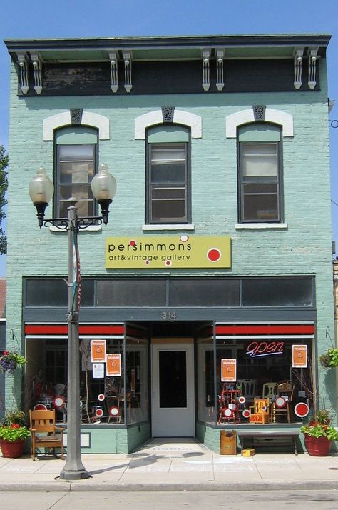 Persimmons Art, Manitowoc Wisconsin, House Paints, Retail Facade, Vintage Thrift Stores, Shop Facade, Vintage Gallery, Shop Inspiration, Storefront Design