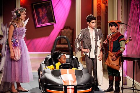 Jessie Disney Channel, Jessie Tv Show, Disney Channel Halloween, Jessie Halloween, Jessie Disney, Christina Moore, Karan Brar, Spencer Boldman, Max Charles