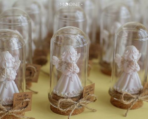 Baptism Gifts For Guests, Angel Favors, Baptism Favors Girl, Baptism Decorations Girl, Baptism Party Decorations, Bautizo Ideas, Baptism Centerpieces, Communion Decorations, Baptism Decorations