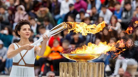 Go for gold! The post Trivia Time: 20 questions on the Olympics appeared first on Expat Living Singapore. Flo Jo, Trivia Time, Olympic Flame, Korean Winter, American Athletes, Equestrian Events, Never Quit, Clean Sweep, Olympic Gold Medals