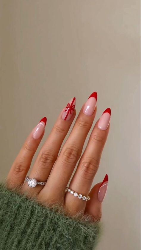 Fierce Nails, Integumentary System, Barbie Drawing, Red Christmas Nails, Christmas Nails Easy, Cute Christmas Nails, Christmas Gel Nails, Red Nail Designs, Christmas Nails Acrylic