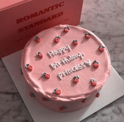 Birthday Cake For Women Simple, 14th Birthday Cakes, Small Birthday Cakes, Cake Icon, Soft Cake, Vintage Birthday Cakes, Happy Birthday Princess, Pastel Cakes, Peach Cake