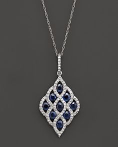 Sapphire Pendant Necklace, Big Pendant, Diamond Pendent, Diamond Pendants Designs, Sapphire Necklace Pendants, Jewellery Design Sketches, Art Jewelry Design, Diamond Pendant Sets, Jewelry Design Drawing