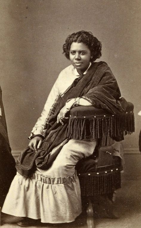 Edmonia Lewis, Harvard Art Museum, Harvard Medical School, Black Image, African Diaspora, American Heroes, African American History, African American Women, American Heritage