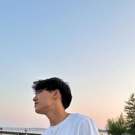 Johnny Huynh on Instagram: "Took my car out for a spin 🚗💨 #nascar #cuteasianboys #midphysique #aesthetic" Johnny Huynh, Jaehyun Nct, My Car, Asian Boys, Marry Me, Korean Actors, Mood Pics, Funny Images, Spinning