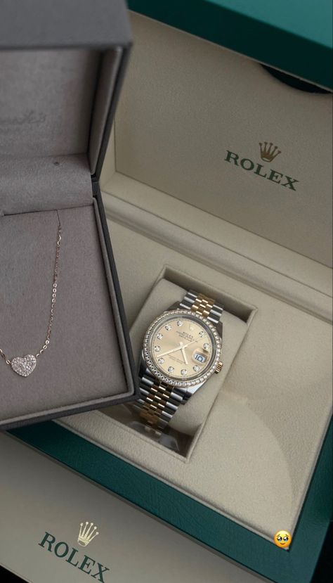 Luxury Stuff, Expensive Jewelry Luxury, Expensive Gifts, Tas Fashion, Luxe Jewelry, Gelang Manik, Rich Lifestyle, Luxury Lifestyle Dreams, Rolex Watch