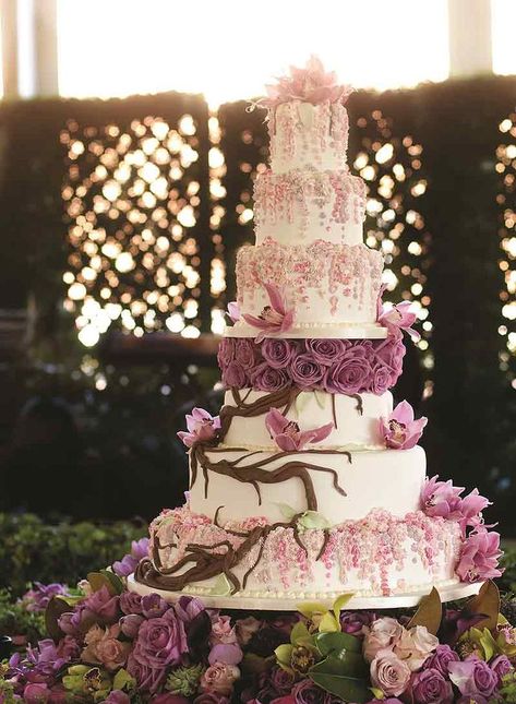 Wisteria Cake, Enchanted Forest Wedding Cake, Quinceañera Cakes, Enchanted Forest Cake, Enchanted Forest Quinceanera Theme, Wedding Cake Forest, Quinceñera Ideas, Enchanted Forest Quinceanera, Quince Cakes