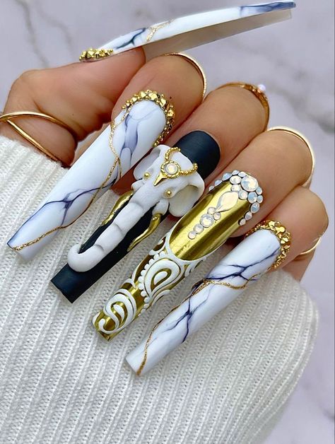 Ivory Nails, Bday Nails, Nails Design With Rhinestones, Nail Art Designs Diy, Dope Nail Designs, Pretty Nail Art Designs, Nail Art Designs Videos, Glam Nails, Fabulous Nails