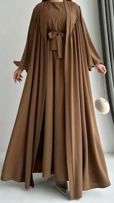 Islamic Fashion Dresses, Abaya Designs Latest, Muslimah Style, Popular Clothing Styles, Simple Gowns, Punjabi Dress, Hijab Aesthetic, Mode Abaya, Modest Dresses Casual