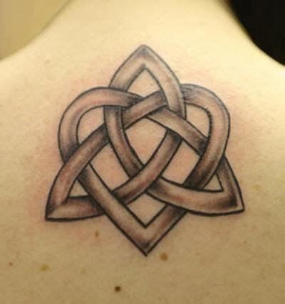 Celtic Heart Knot Tattoo, Celtic Tattoo Family, Celtic Heart Tattoo, Adoption Tattoo, Dr Tattoo, Celtic Tattoo Symbols, Celtic Knot Tattoo, Celtic Cross Tattoos, Knot Tattoo