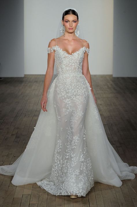 Lazaro Wedding Dress, Lazaro Bridal, Fairy Wedding Dress, Wedding Dresses Uk, Detachable Skirt, Pnina Tornai, Kleinfeld Bridal, Trumpet Wedding Dress, Inexpensive Wedding