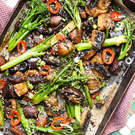 Kimchi Stew, Meera Sodha, Glazed Vegetables, Tenderstem Broccoli, Tray Bake Recipes, Vegetable Tray, Tray Bake, Baked Dinner, Baked Vegetables