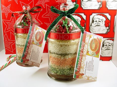 Friendship Soup, Seasoning Rice, Soup Mix In A Jar, Jar Soup, Thrifted Christmas, Mason Jar Mixes, Jar Mixes, Onion Flakes, Jar Cookies