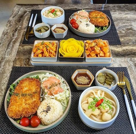 Healthy Breakfast Menu, Japanese Food Bento, Party Food Buffet, K Food, Healthy Food Dishes, Healthy Lifestyle Food, Food Recepie, Food Goals, Food Presentation