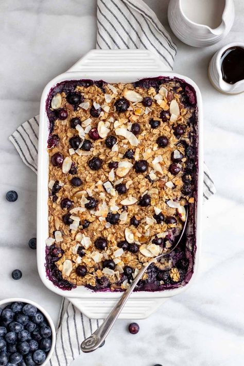 Maple Cinnamon Blueberry Baked Oatmeal | Eat With Clarity Blueberry Baked Oatmeal, Chocolate Chip Pancakes Recipe, Blueberry Oatmeal Bake, Healthy Oatmeal Recipes, Cinnamon Roll Bake, Vegan Oatmeal, Easy Oatmeal, Gluten Free Oatmeal, Gluten Free Banana Bread