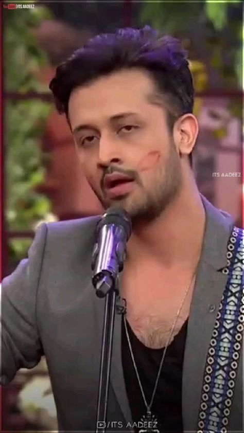 Atif Aslam Song Status, Sufi Songs, Crazy Jokes, Bollywood Quotes, Bollywood Music Videos, Best Friend Pictures Tumblr, Comfy Living Room, Romantic Status, Atif Aslam