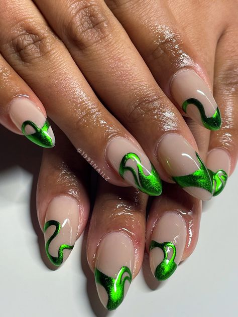 Green Chrome Halloween Nails, Green Dragon Nails, Shrek Nails Designs, Poison Ivy Nails Designs, Funky Green Nails, Ferxxo Nails, Shego Nails, Green Flame Nails, Matrix Nails