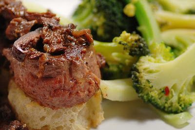 Broccoli Sauteed, Bobby Flay Recipes, Mushroom Sauce Recipe, Beef Filet, Fillet Steak, Beef Fillet, Moo Cow, Ciabatta Bread, How To Cook Beef