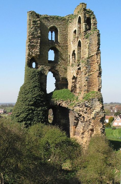 Old Ruins, Stone Castle, Ruin Building, Castle Ruins Concept Art, Ruin Castle, Ruined Castle, Ruin Castle Concept Art, Castle In Ruins, Ruined Castle Art