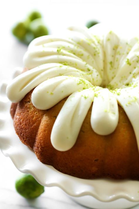 This Key Lime Pie Bundt Cake has such a light, zesty and refreshing flavor! It is super moist and the cream cheese frosting on top is the perfect finishing touch! Bundt Cake Cream Cheese, Bundt Cake Cream Cheese Frosting, Lime Bundt Cake, Key Lime Bundt Cake, Cake Cream Cheese Frosting, Nothing Bundt Cakes, Lime Cake, Whoopie Pie, Lime Recipes