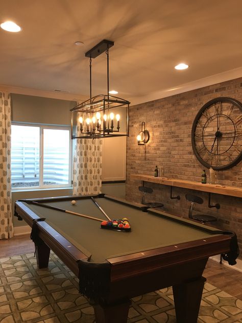 Pool Table Area Basement, Game Room Basement Pool Table, Loft With Pool Table, Home Pool Room Ideas, Western Pool Table Room, Rustic Pool Room Ideas, Pool Table Front Room Ideas, Gameroom Pool Table, Billiards Room Decor Rustic