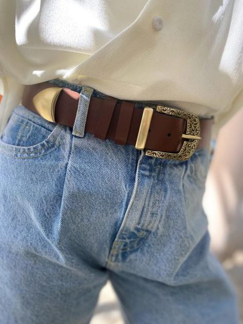 Belts :: Brown Belt Women Gold Buckles - Christina Christi Handmade Products Gold Belt Outfit, Brown Belt Outfit, Buckles Belt, Belt Gold, Belt Women, Belt Brown, Beautiful Sandals, Western Chic, Boho Leather